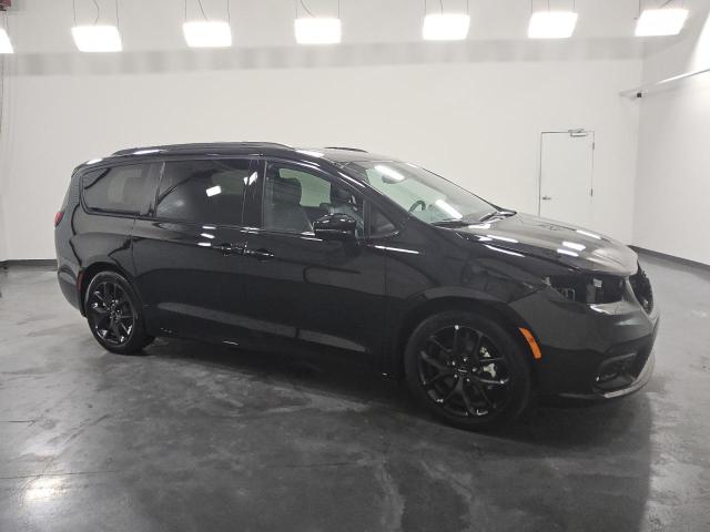 2025 CHRYSLER PACIFICA L 2C4RC1GG2SR523830