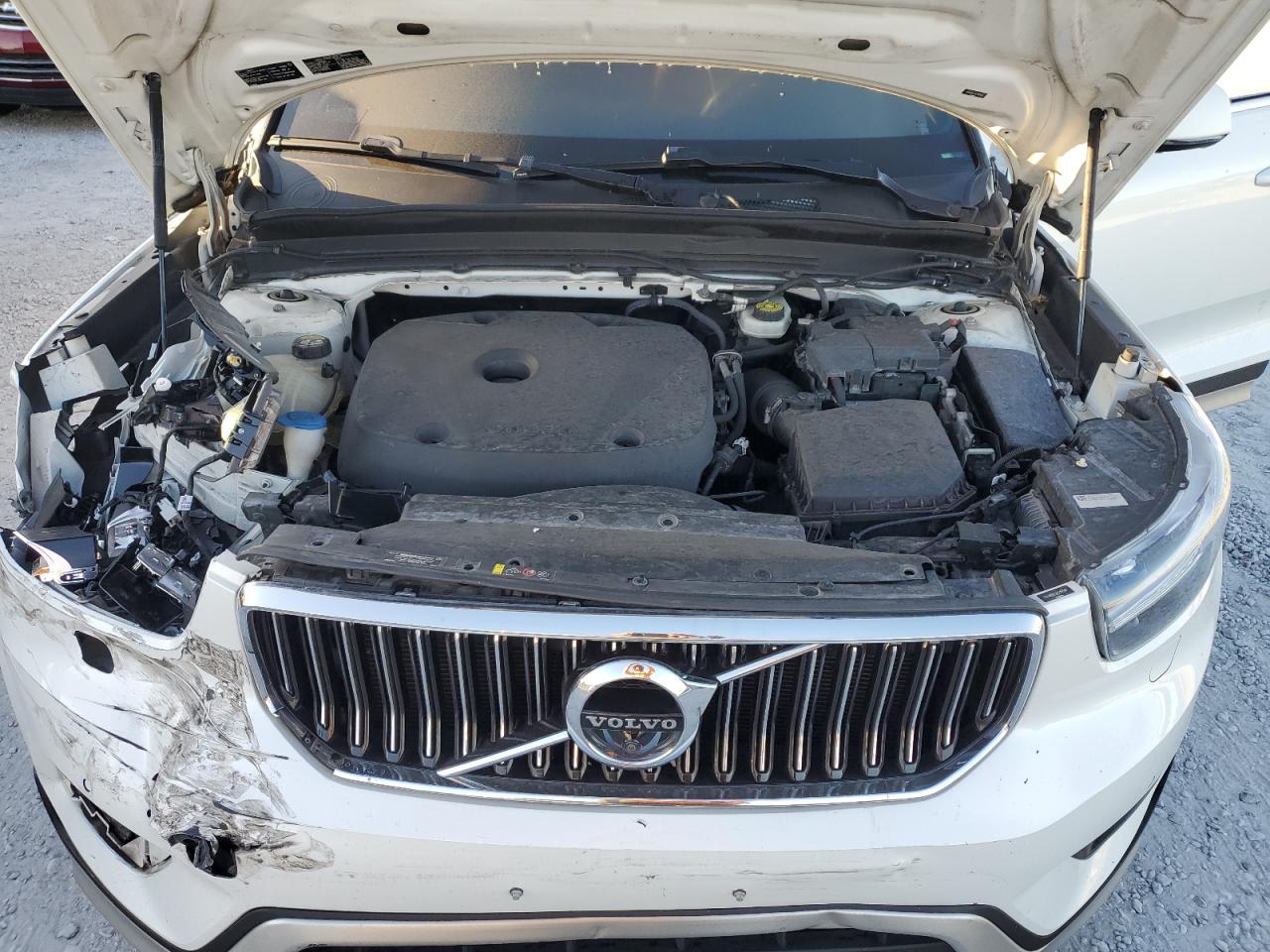 VOLVO XC40 T5 INSCRIPTION