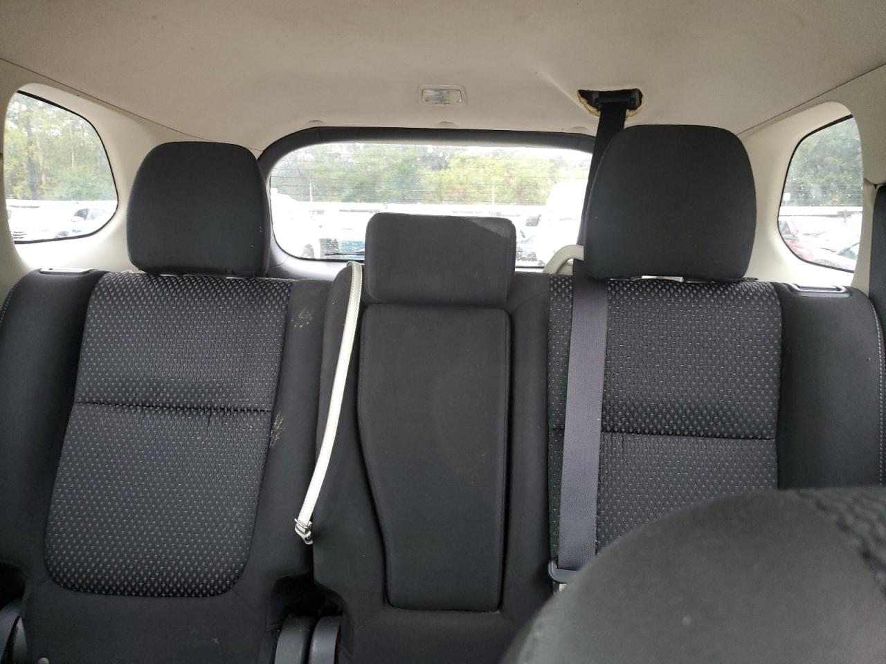 MITSUBISHI OUTLANDER SE