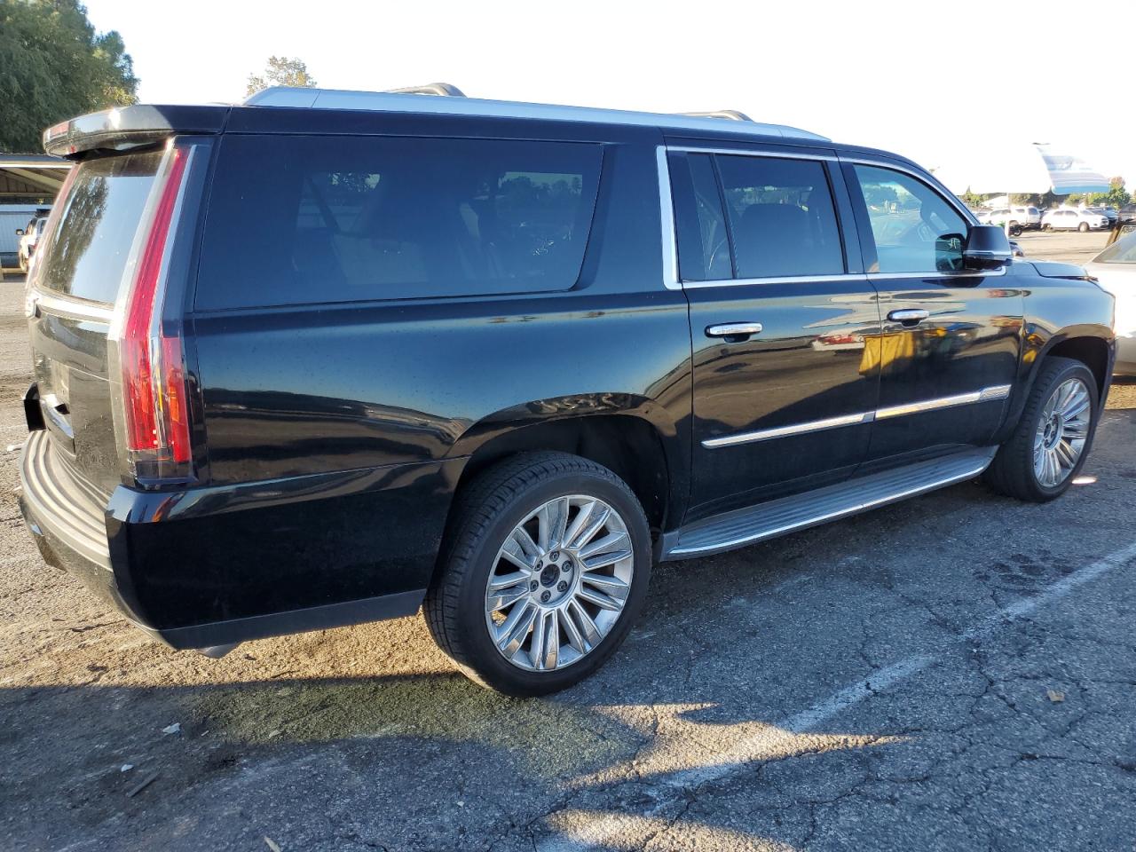 CADILLAC ESCALADE ESV PLATINUM