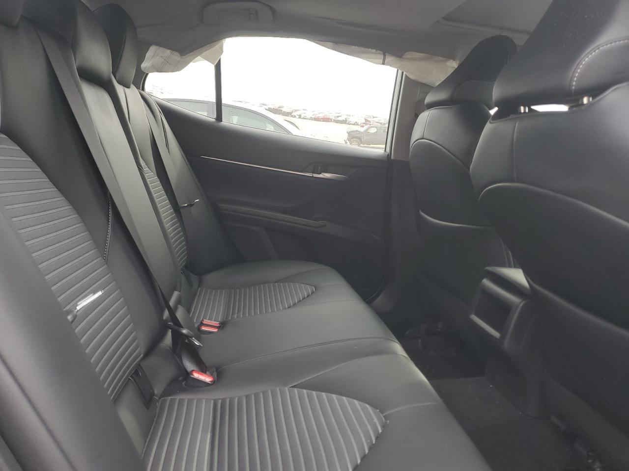 TOYOTA CAMRY SE NIGHT SHADE