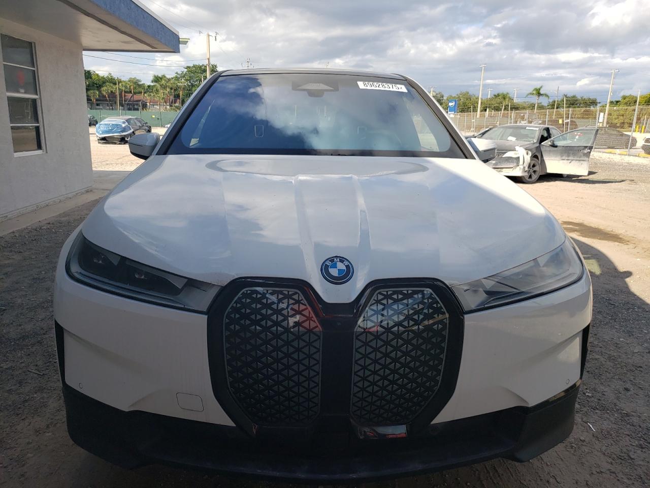 BMW IX XDRIVE50
