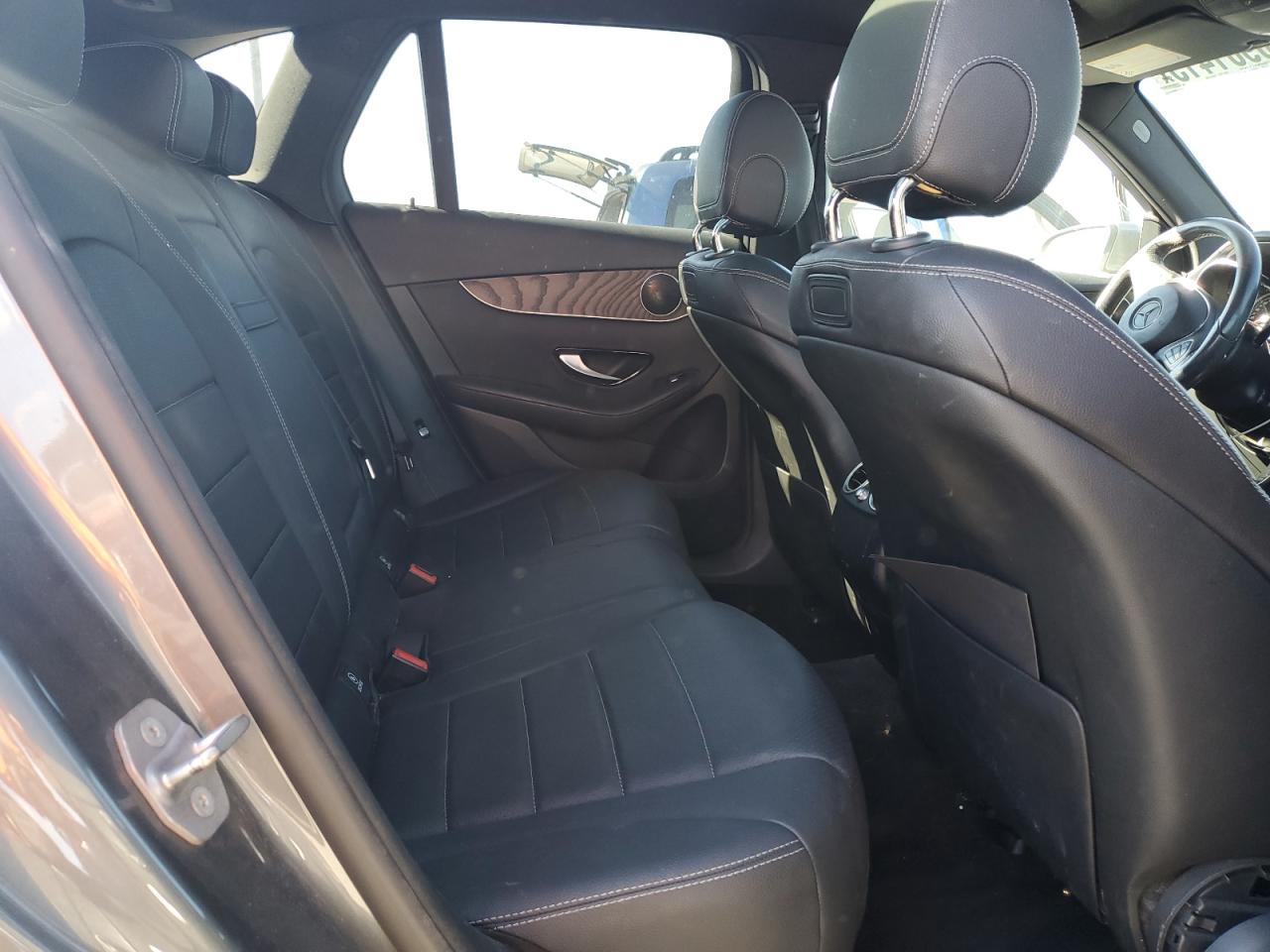 MERCEDES-BENZ GLC-CLASS 300