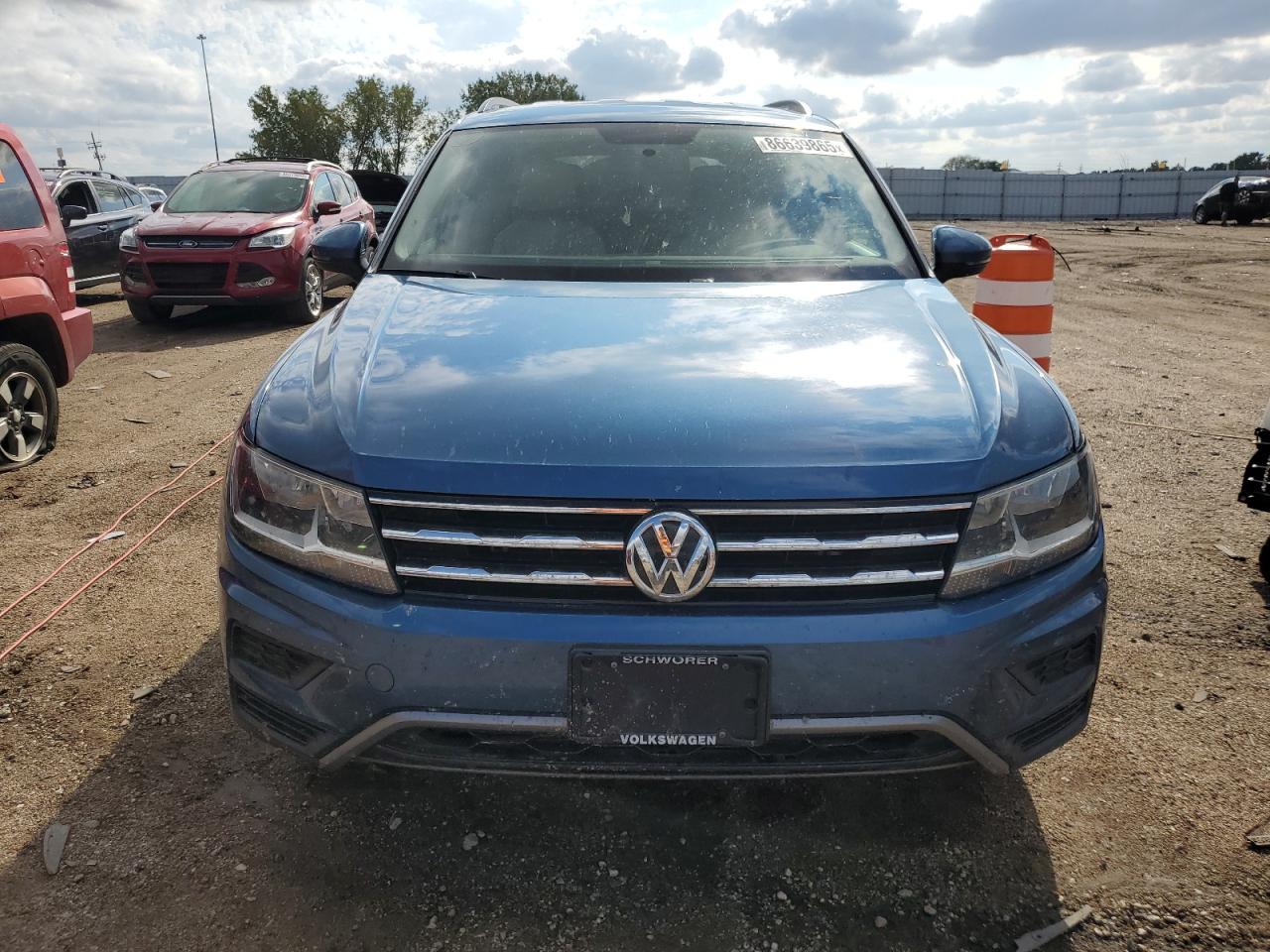 VOLKSWAGEN TIGUAN S