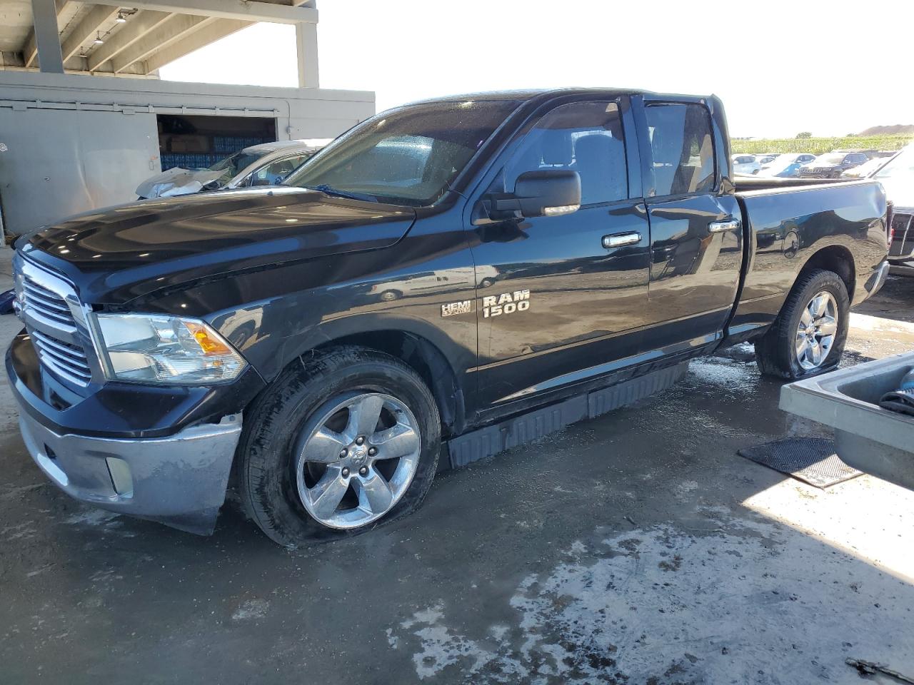 RAM 1500 SLT
