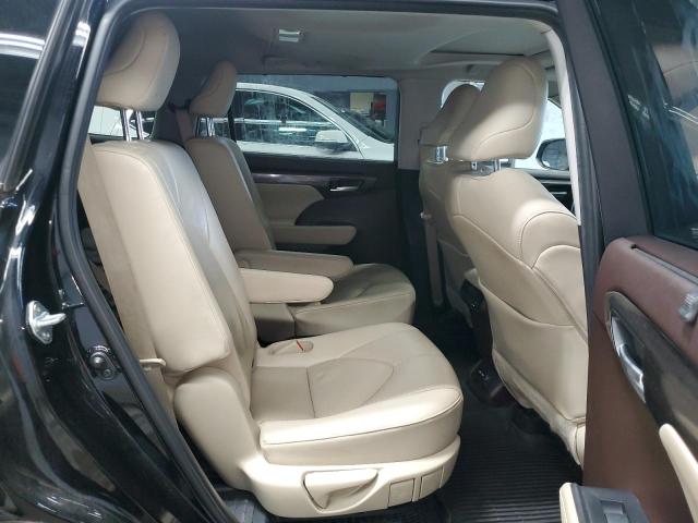 2021 TOYOTA HIGHLANDER - 5TDXBRCH3MS017585