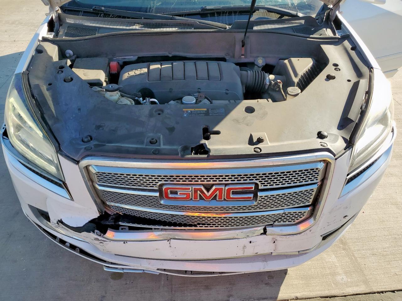 GMC ACADIA DENALI