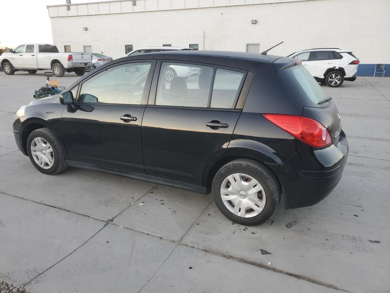 NISSAN VERSA S