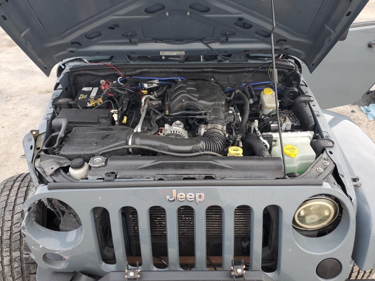 JEEP WRANGLER SAHARA