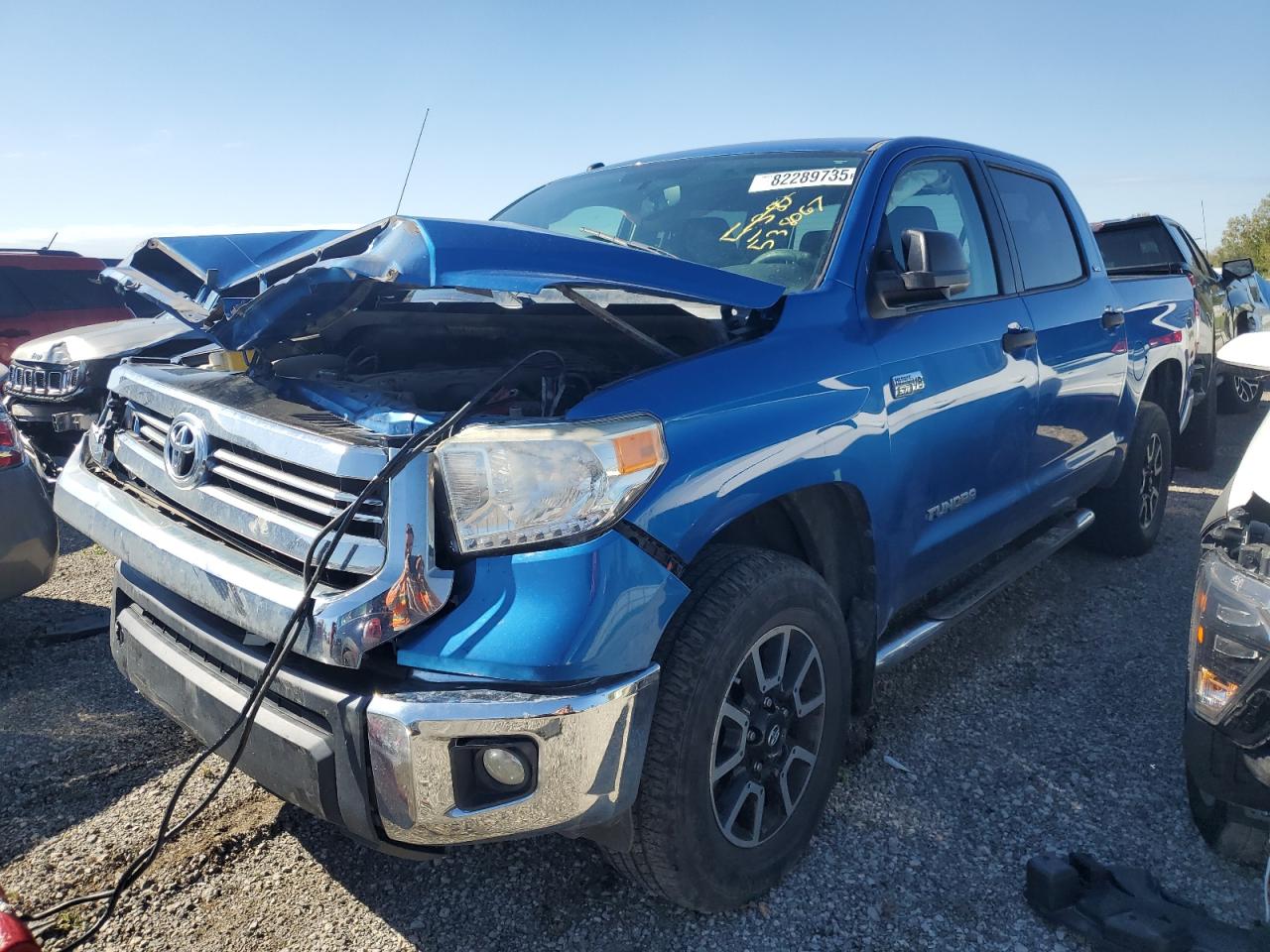 TOYOTA TUNDRA CREWMAX SR5