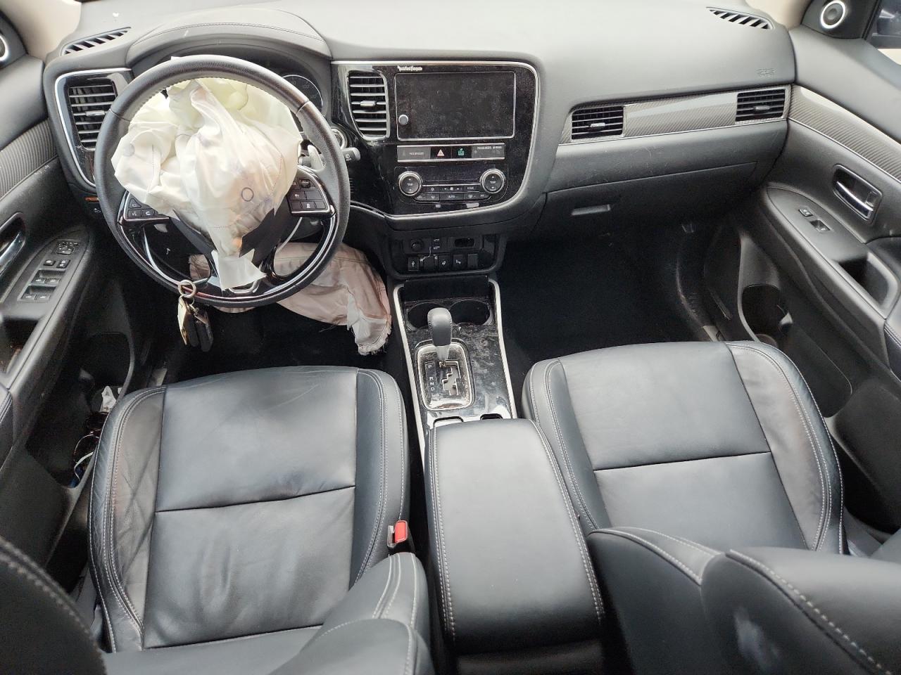 MITSUBISHI OUTLANDER GT