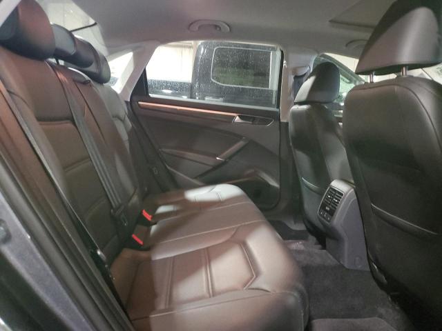 2017 VOLKSWAGEN PASSAT SE 1VWGT7A34HC025742