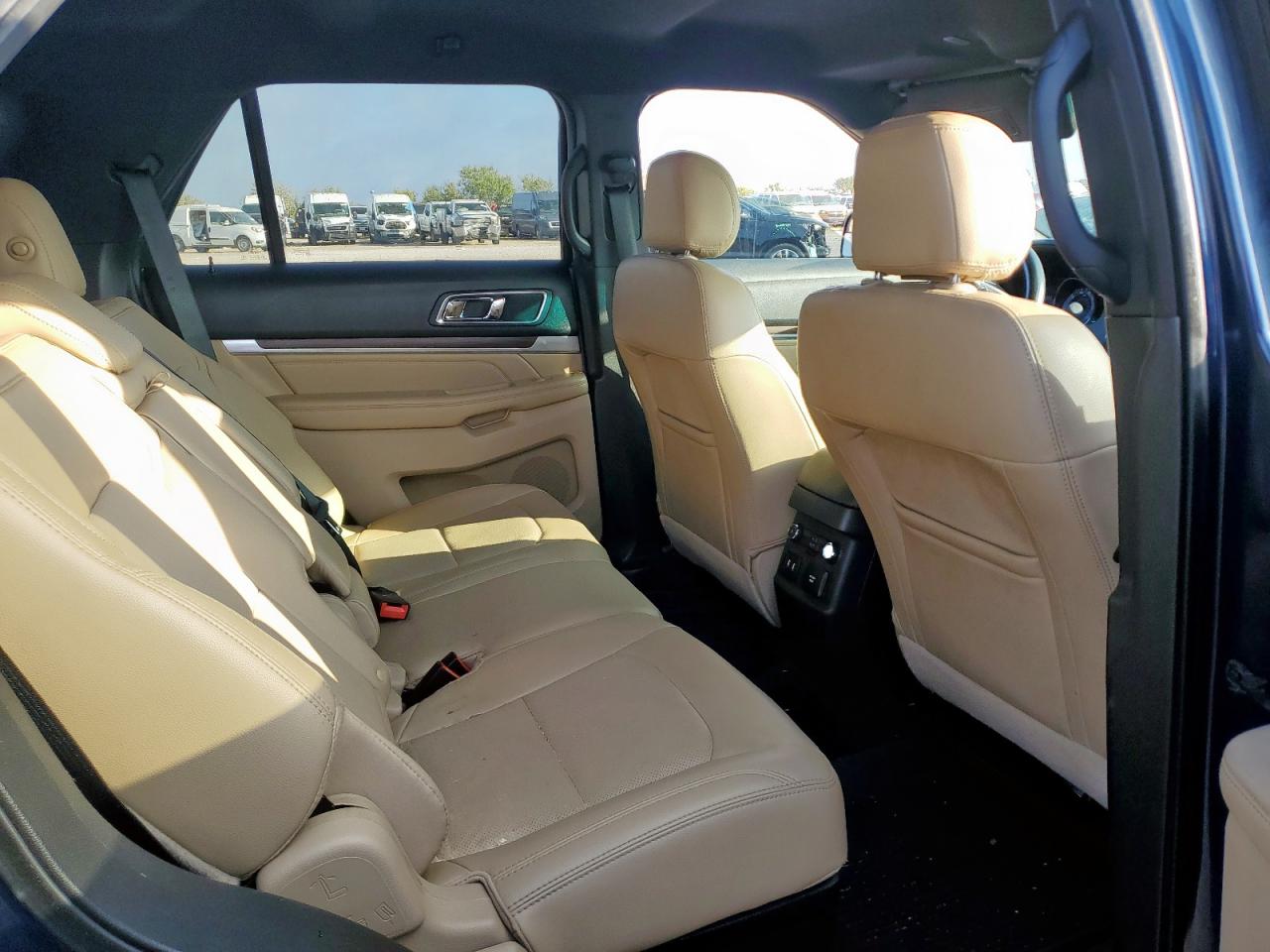 FORD EXPLORER LIMITED