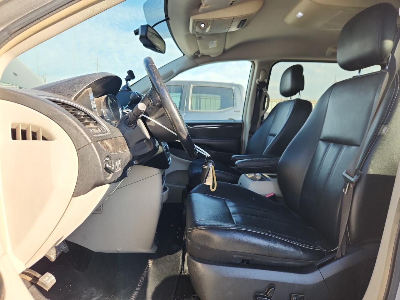 CHRYSLER TOWN & COUNTRY TOURING