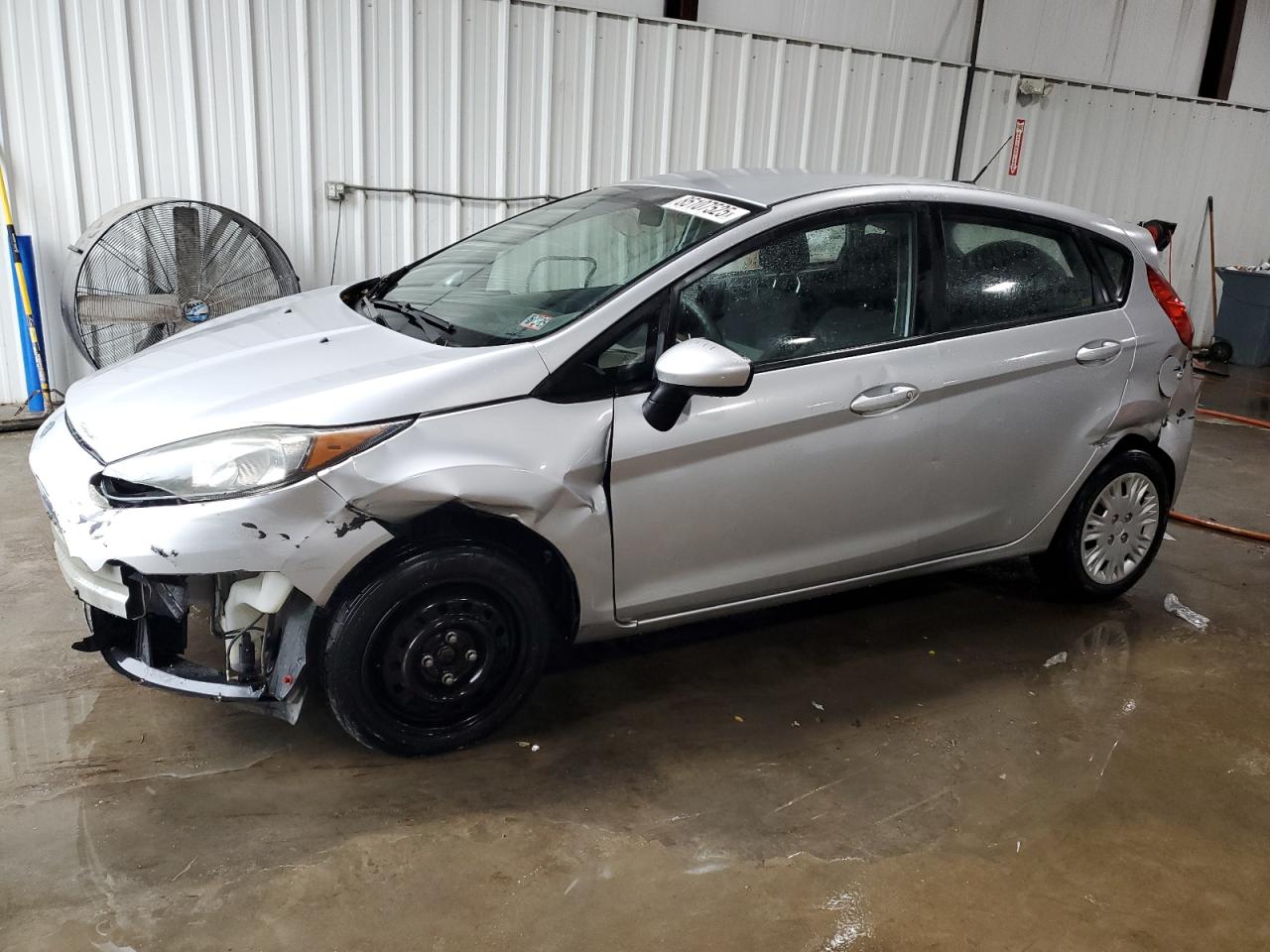 Salvage Ford Fiesta