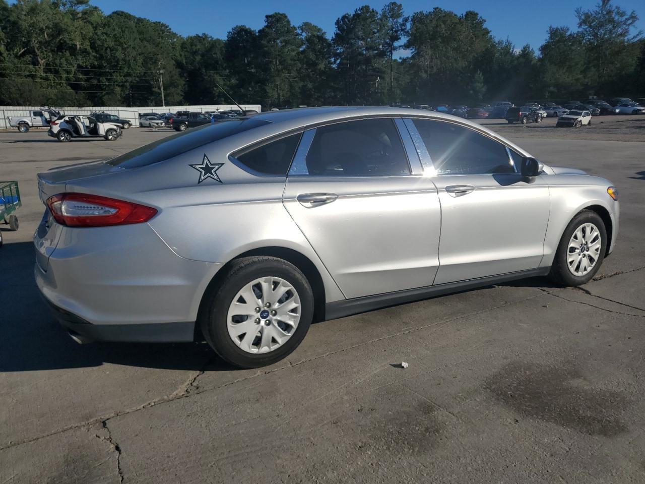 FORD FUSION S
