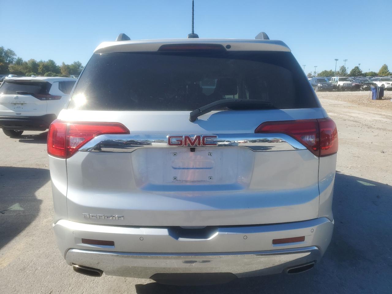 GMC ACADIA DENALI