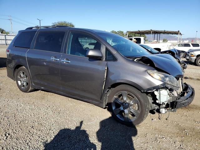 2016 TOYOTA SIENNA SE 5TDXK3DC5GS722747