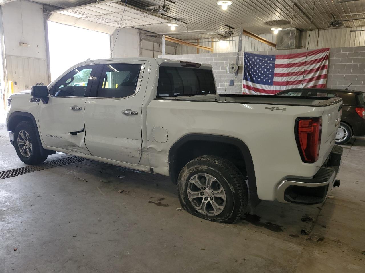 GMC SIERRA K1500 SLT