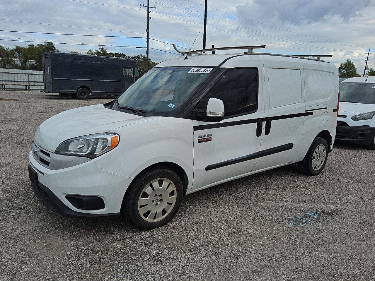 RAM PROMASTER SLT