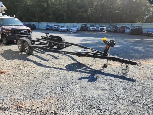 Global Auto Auctions: 2019 EZ LOADER UNKNOWN