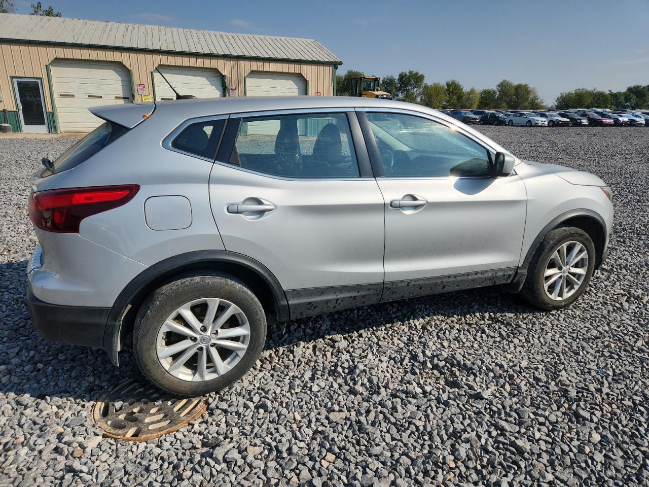 NISSAN ROGUE SPORT S