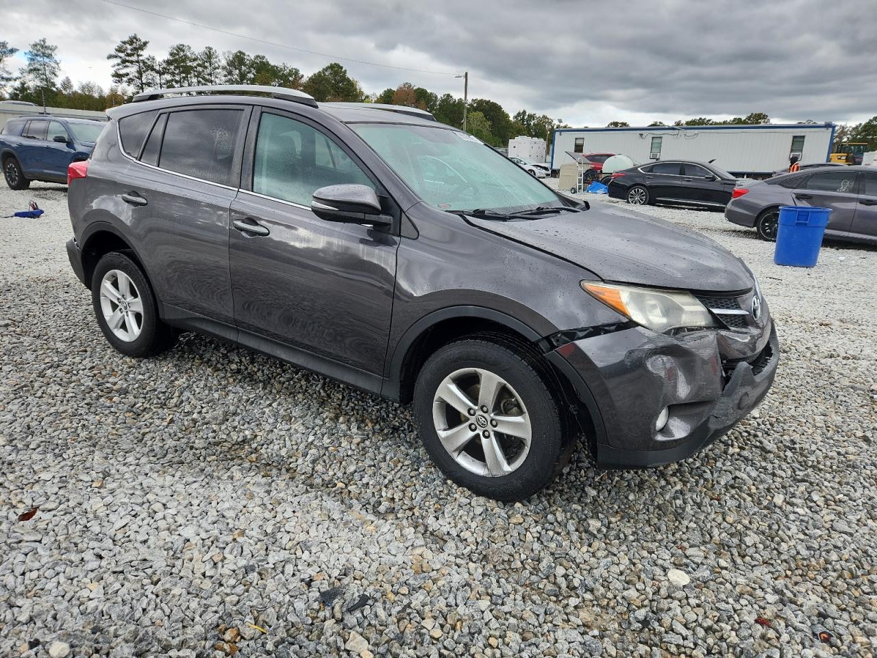 TOYOTA RAV4 XLE