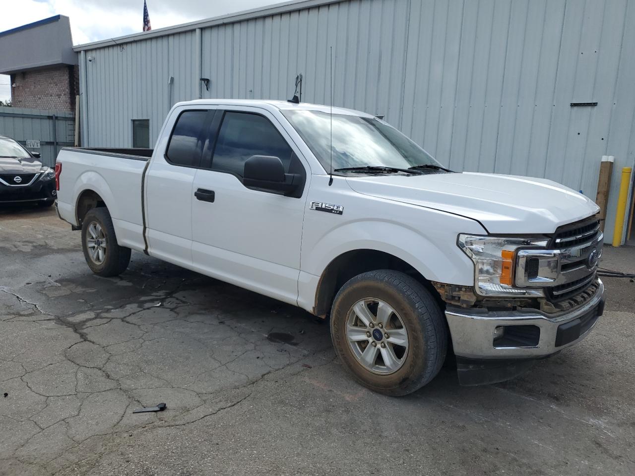 FORD F-150 SUPER CAB