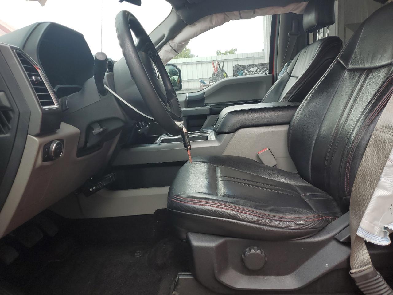 FORD F-150 SUPERCREW