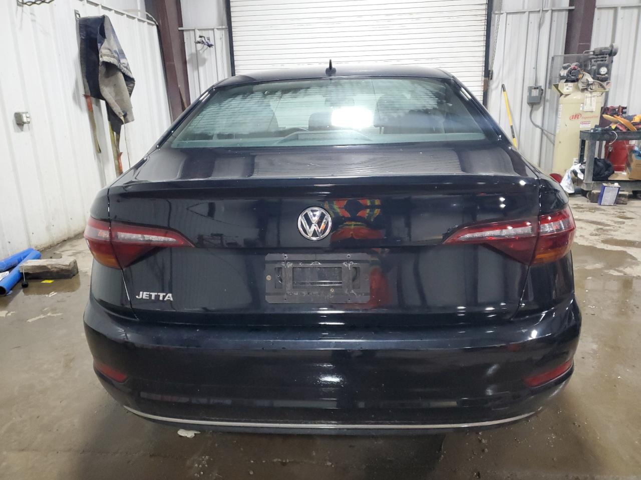 VOLKSWAGEN JETTA S