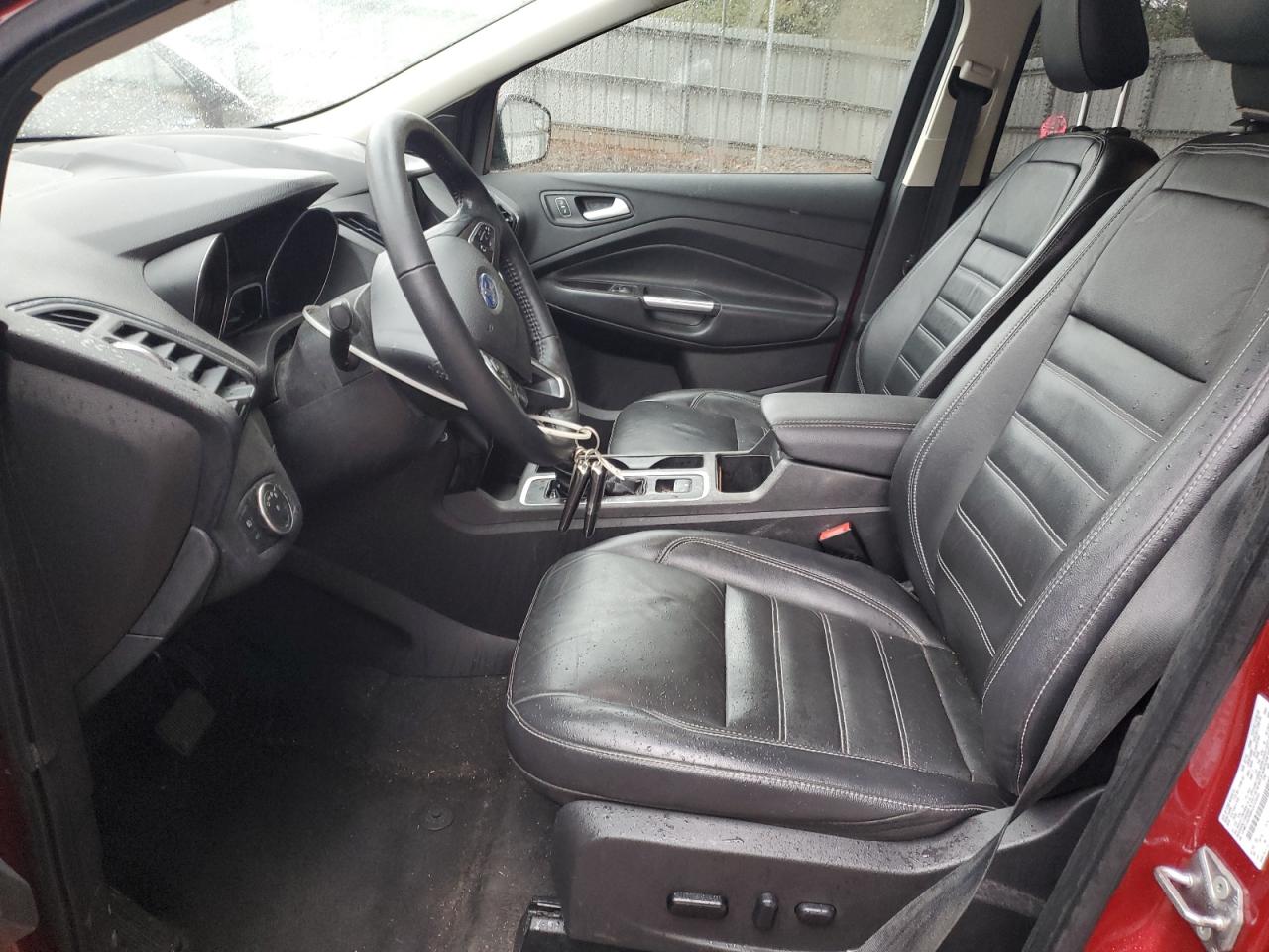 FORD ESCAPE TITANIUM