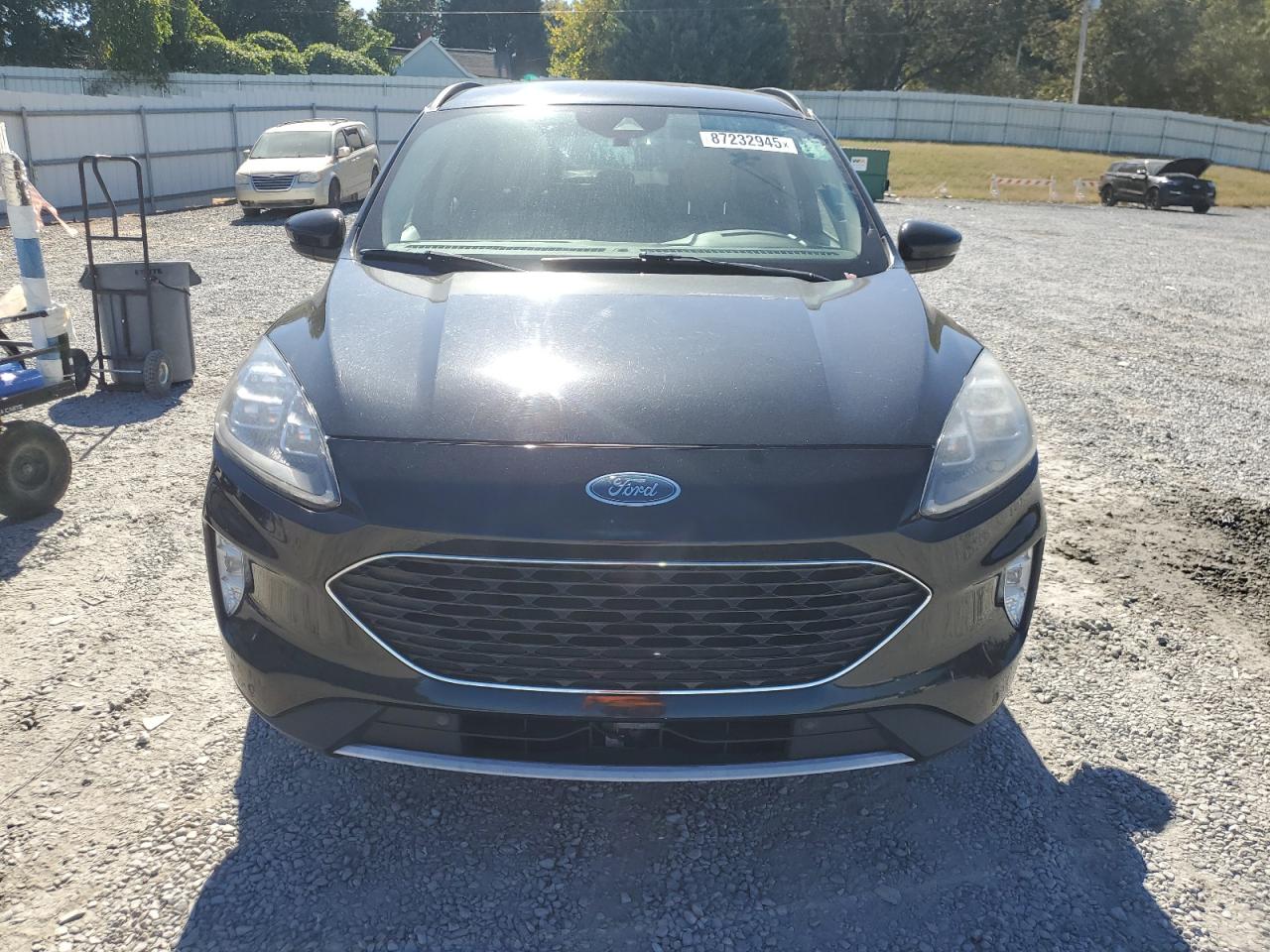 FORD ESCAPE TITANIUM