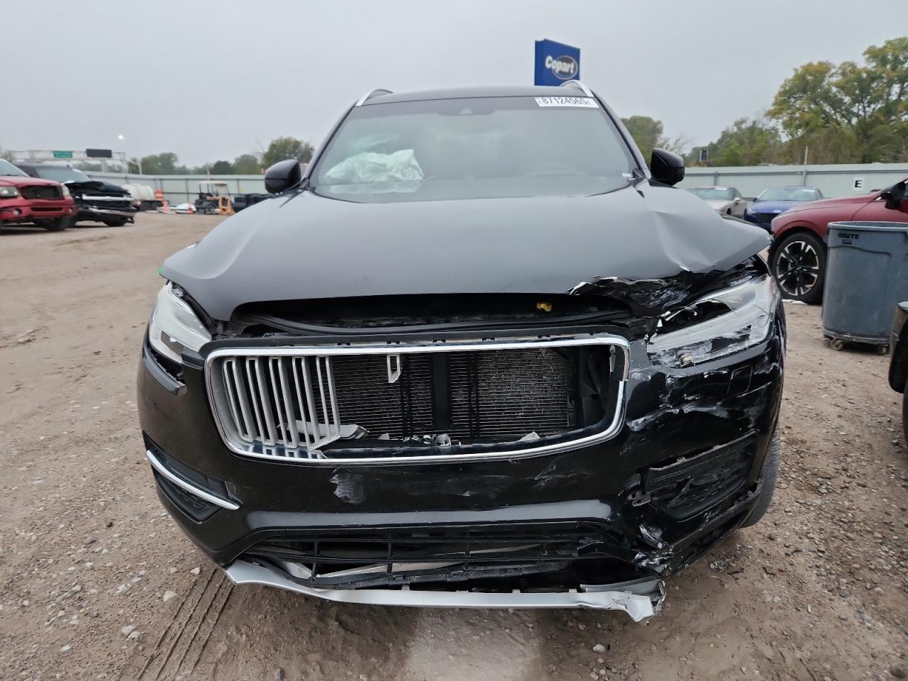 VOLVO XC90 T6