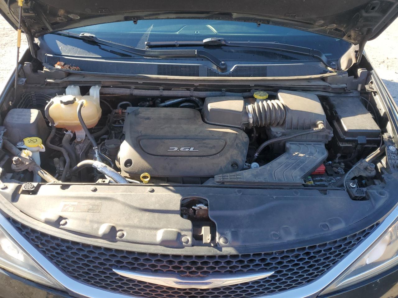 CHRYSLER PACIFICA TOURING PLUS