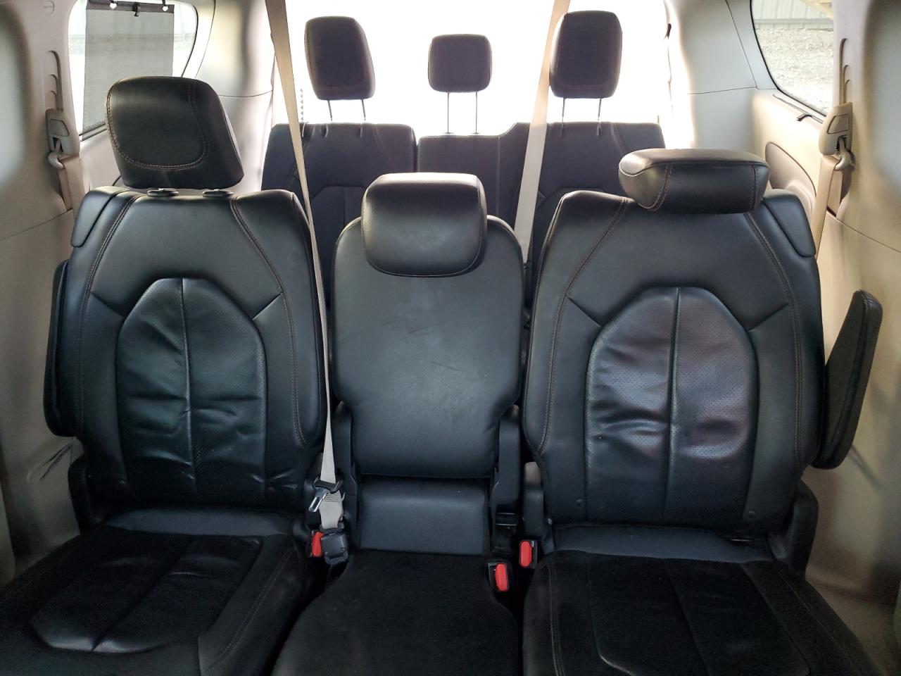 CHRYSLER PACIFICA TOURING L