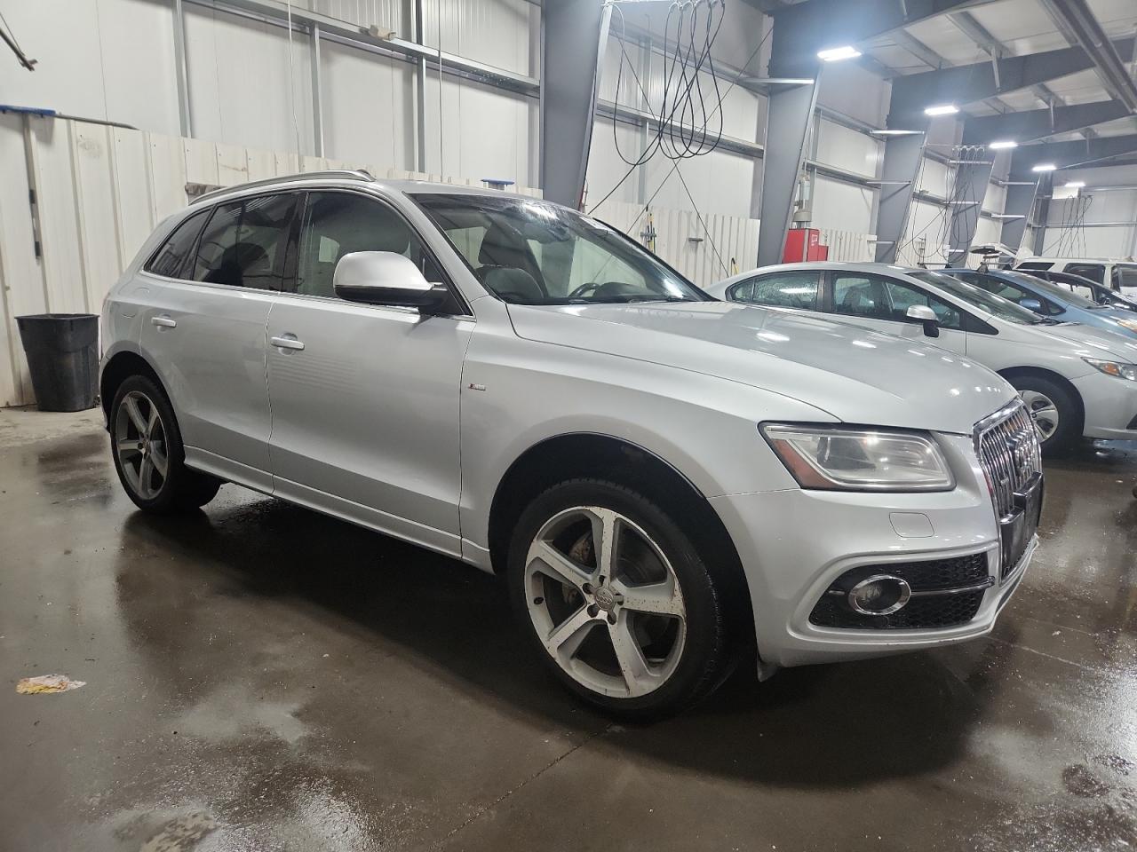 AUDI Q5 PREMIUM PLUS