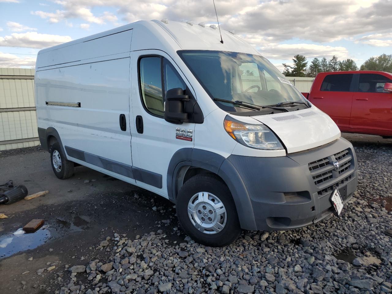RAM PROMASTER 2500 HIGH
