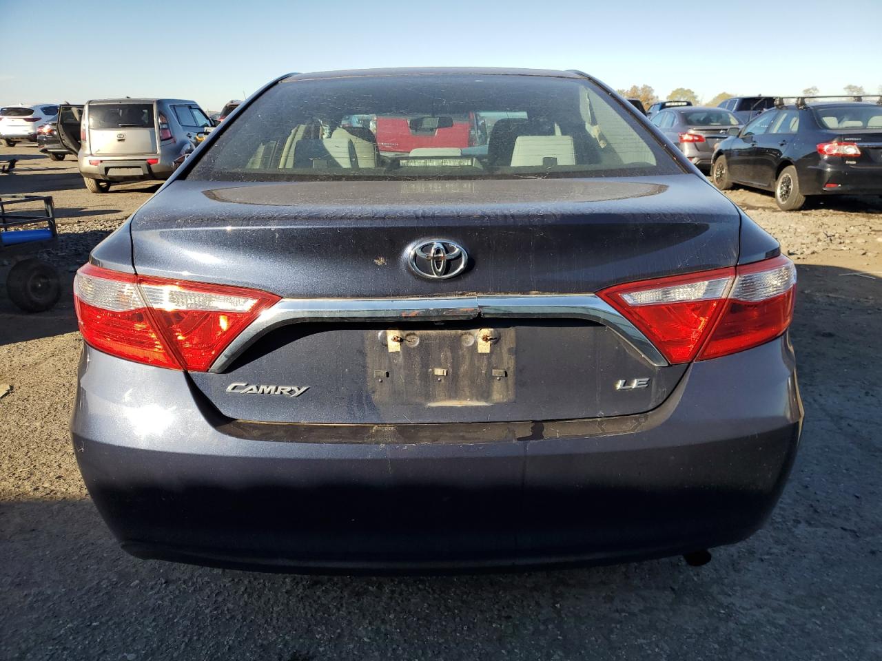 TOYOTA CAMRY LE