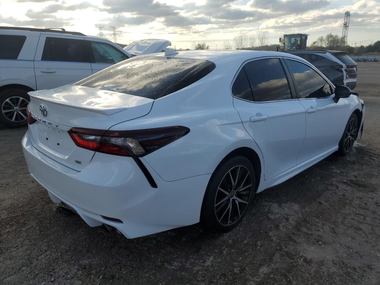 TOYOTA CAMRY SE