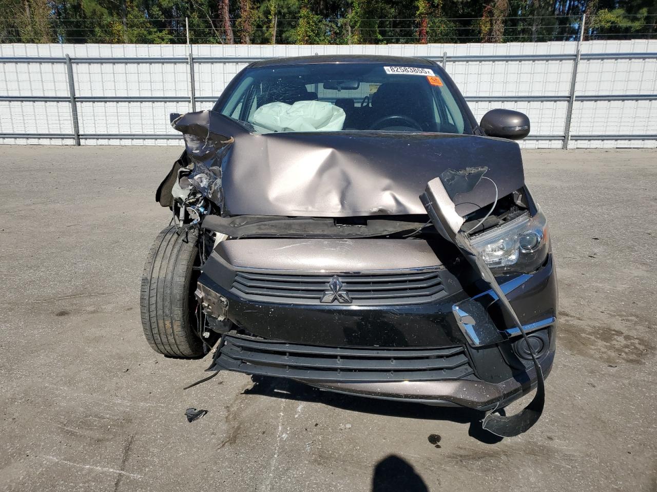 MITSUBISHI OUTLANDER ES