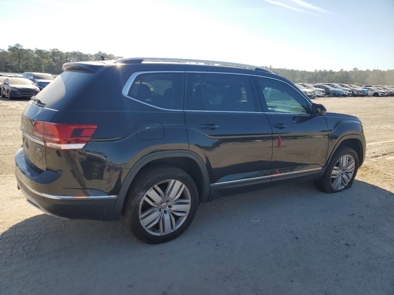 VOLKSWAGEN ATLAS SEL PREMIUM