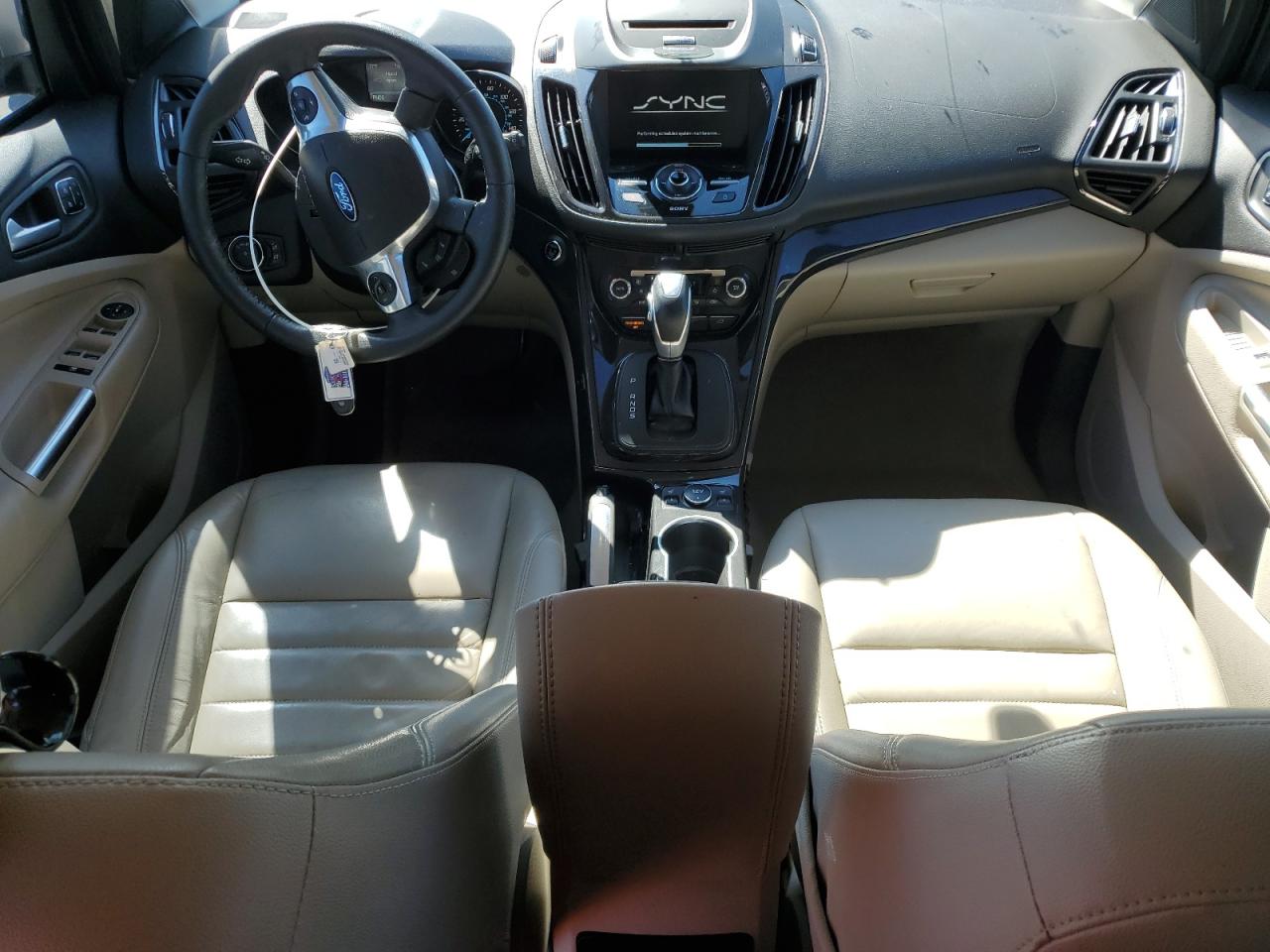 FORD ESCAPE TITANIUM