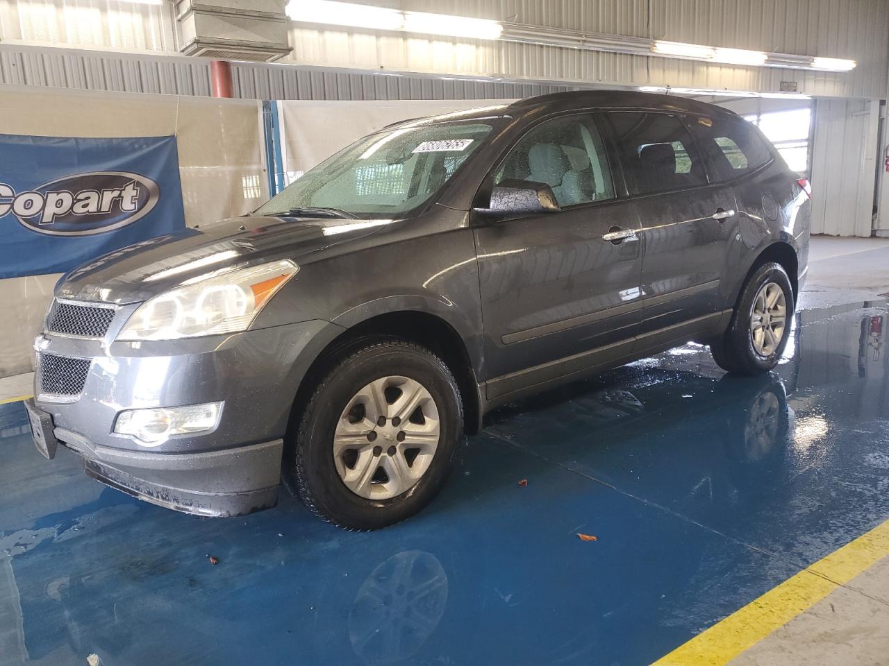CHEVROLET TRAVERSE LS