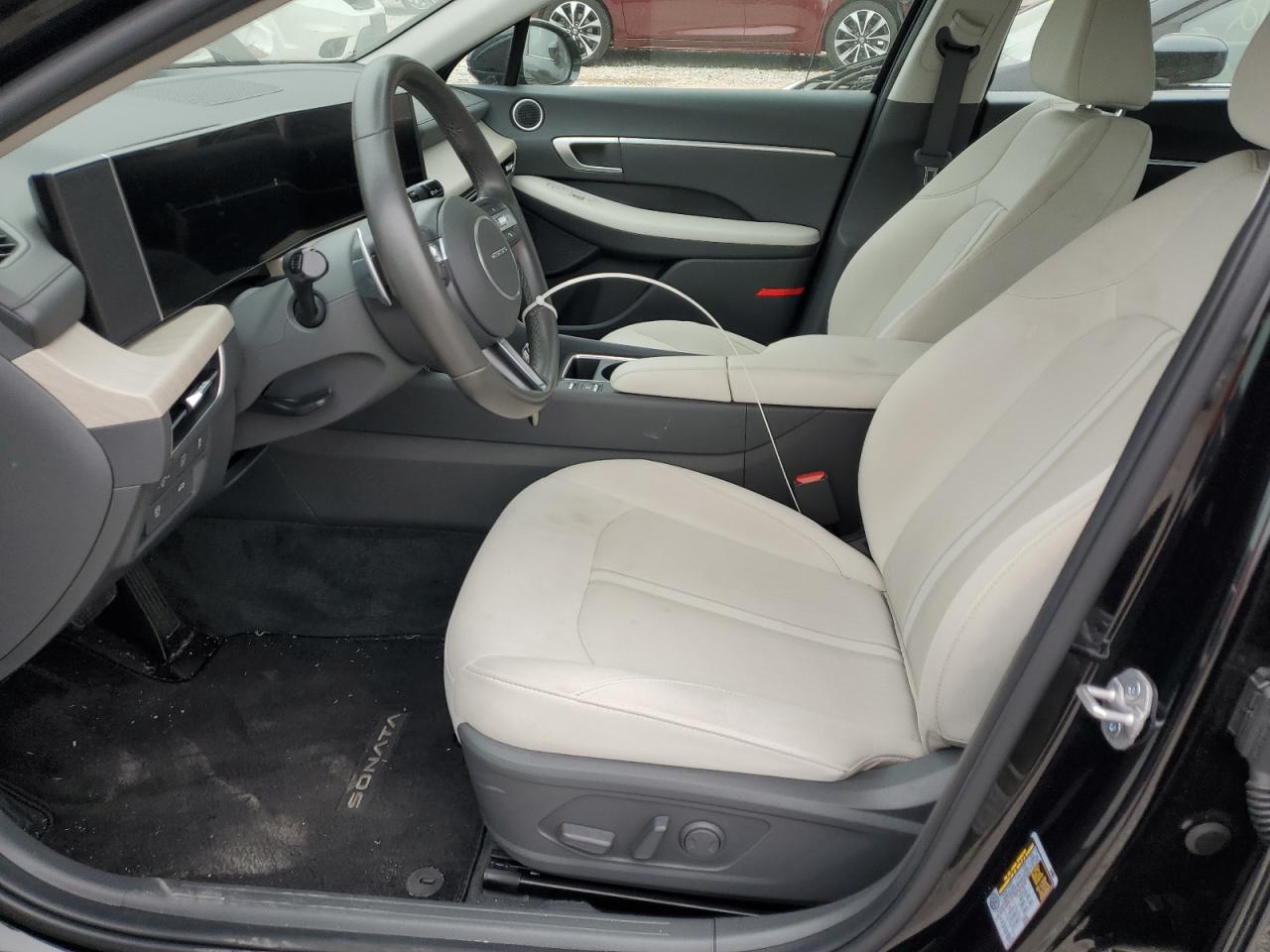 HYUNDAI SONATA HYBRID