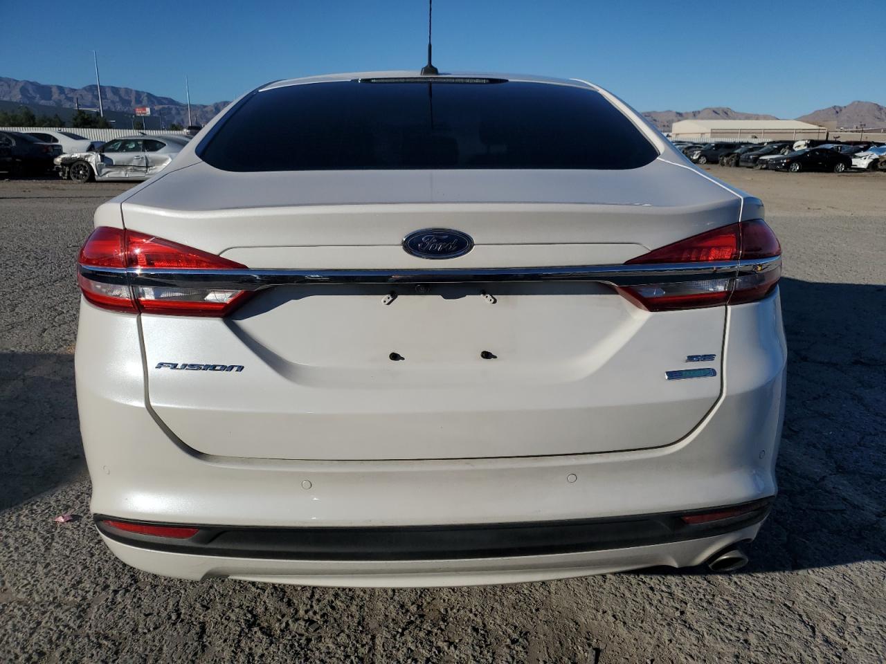 FORD FUSION SE