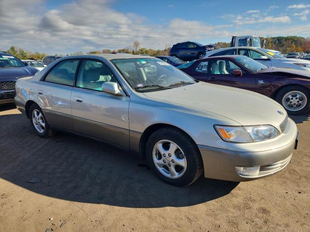 1999 LEXUS ES 300 #3308214170