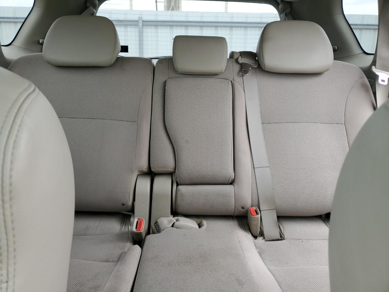 Lot #3290328935 2009 MITSUBISHI OUTLANDER XLS