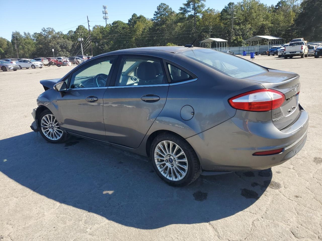 FORD FIESTA TITANIUM