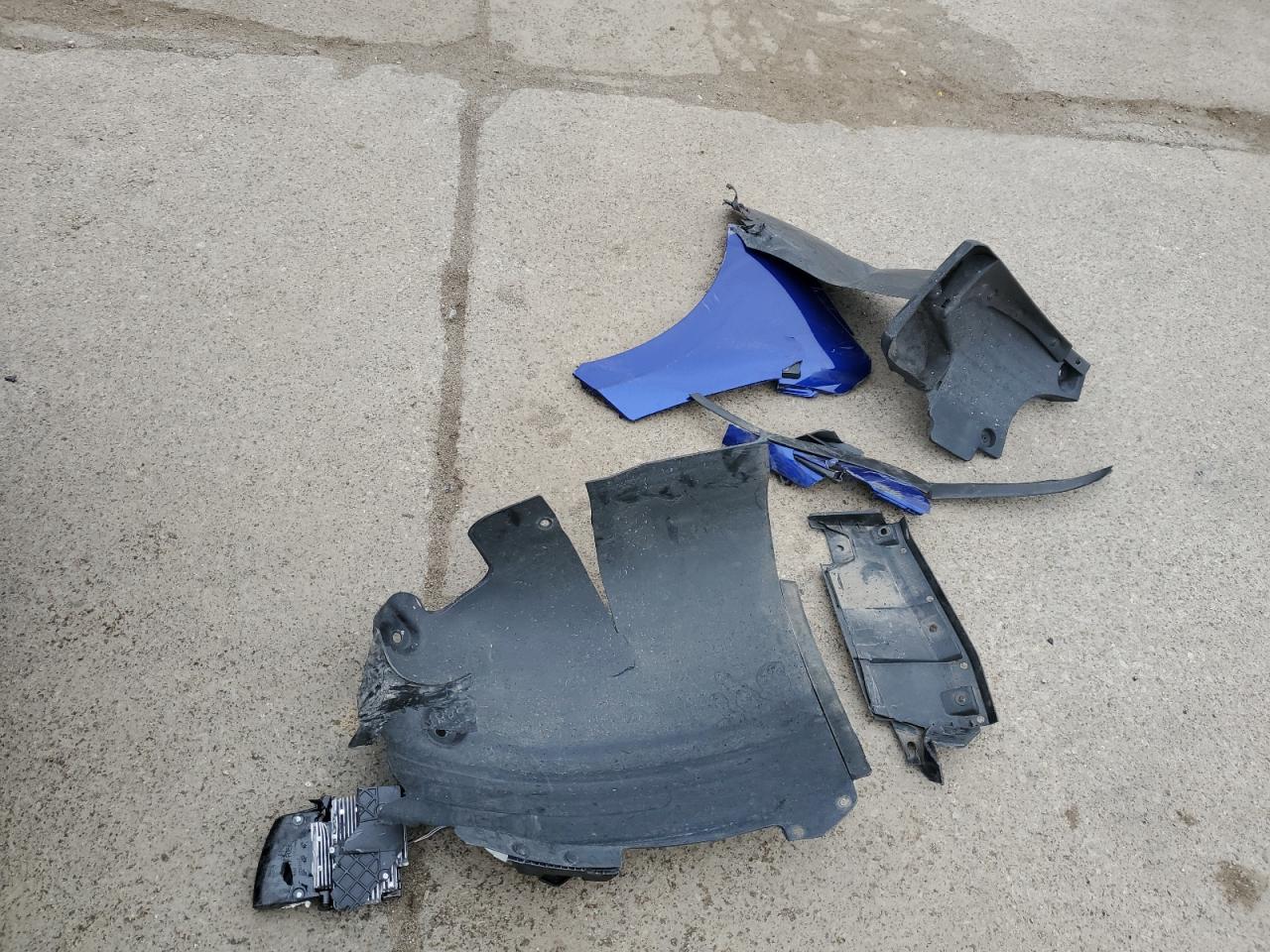 HYUNDAI ELANTRA BLUE