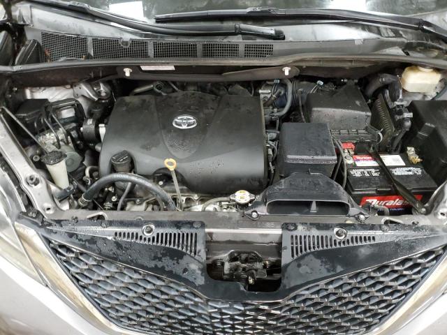 2017 TOYOTA SIENNA SE #3291424134